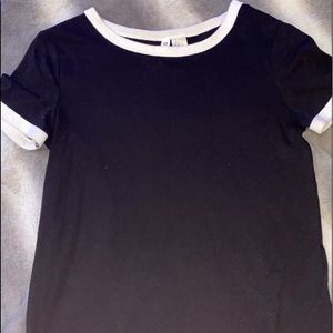 Black tee